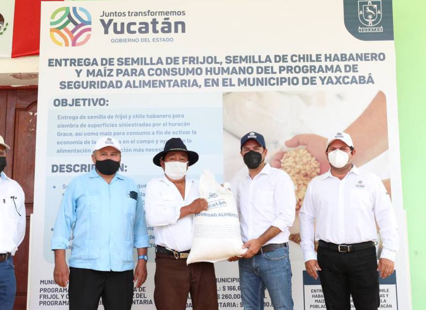El Gobernador Mauricio Vila Dosal sigue entregando apoyos a productores y familias del campo yucateco