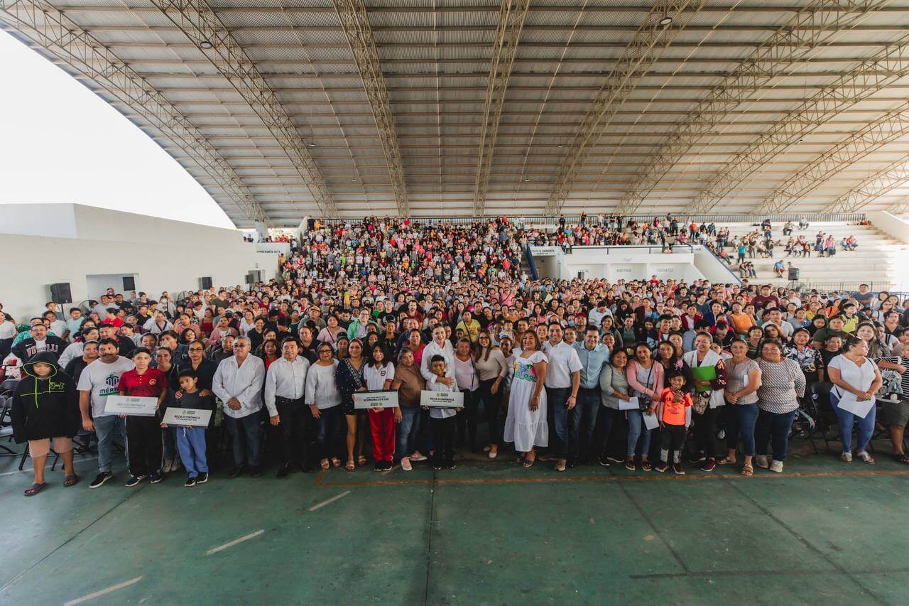 Becas en Mérida apoyo a estudiantes para el ciclo 2024-2025