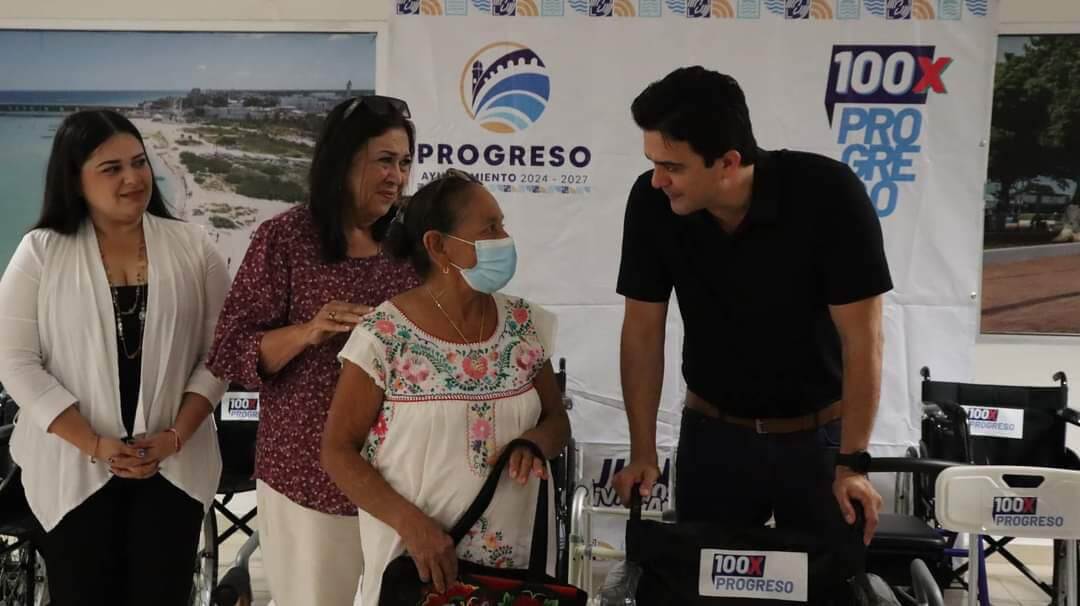 Entrega de Aparatos Ortopédicos en Progreso por el Día Internacional de las Personas con Discapacidad