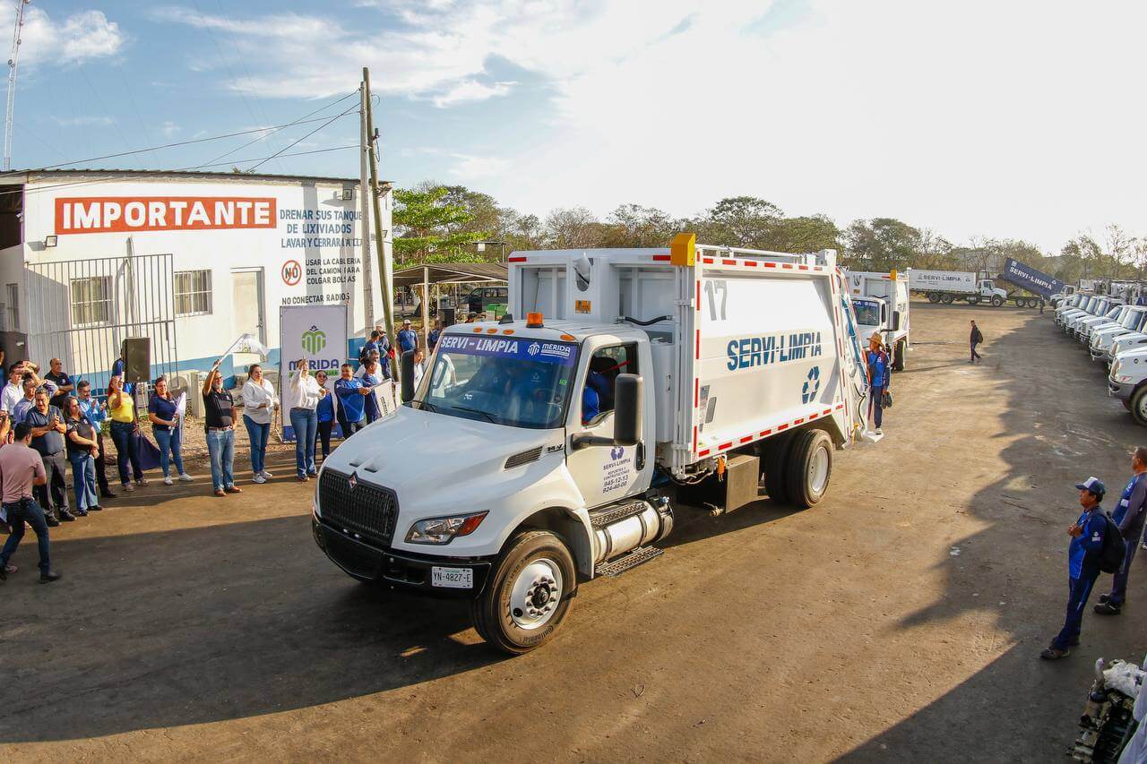 Nuevas unidades de limpieza en Mérida  Refuerzo al servicio municipal