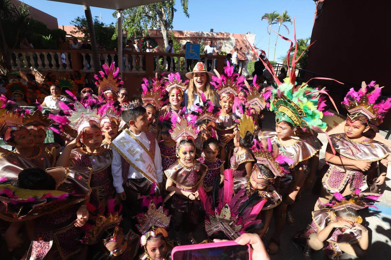 Desfile Infantil del Carnaval 2025 Color y tradición