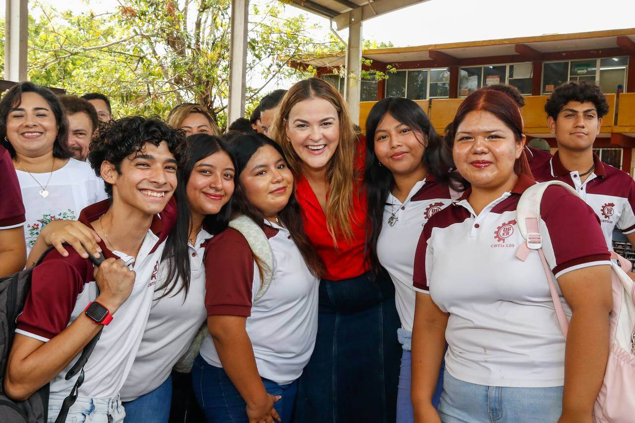 CBTIS 120 recibe programa Mérida me Cuida para prevenir riesgos