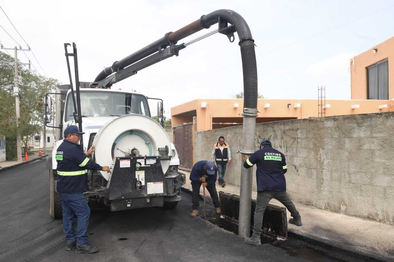Villa Magna Sur recibe mega operativo que beneficia a 3 mil 700 vecinos