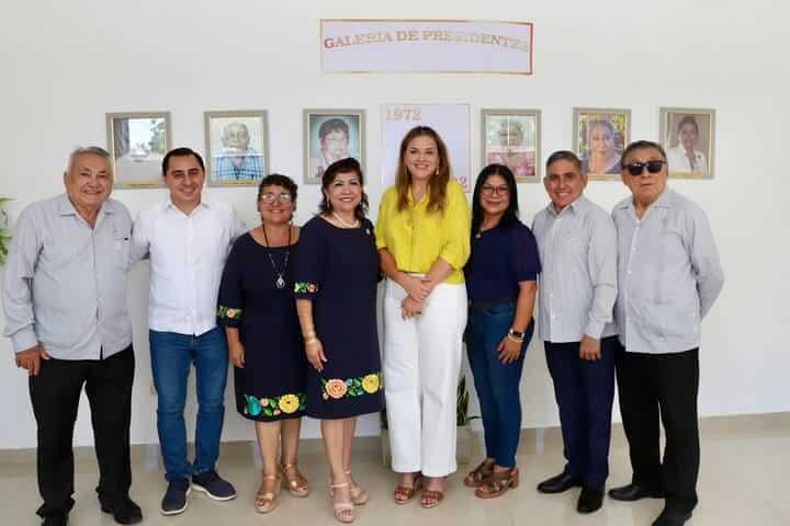 Personas mayores de Mérida reciben apoyo integral del Ayuntamiento