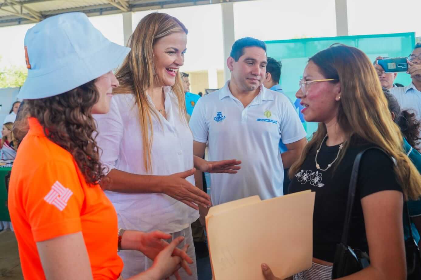 Feria de Becas de Descuento entrega más de 4 mil apoyos escolares