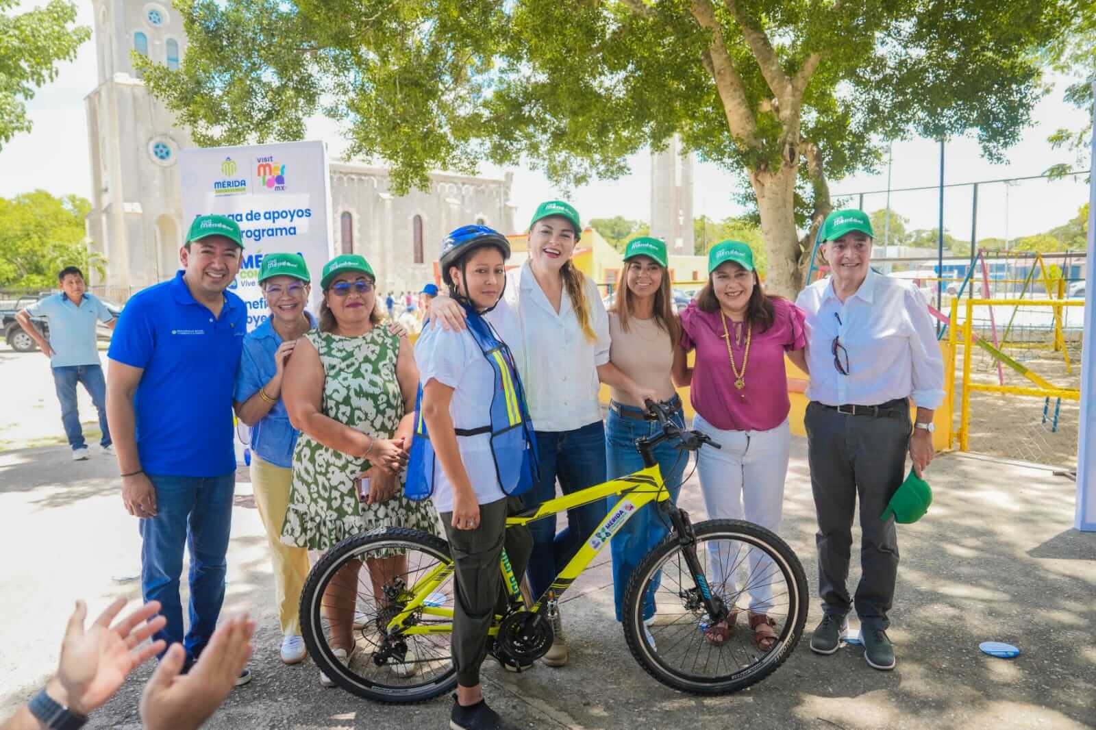 Comisaría de Xcunyá recibe apoyos para proyectos turísticos comunitarios