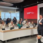 Alcaldesa de Mérida finaliza formación en Liderazgo Urbano para mejorar el municipio