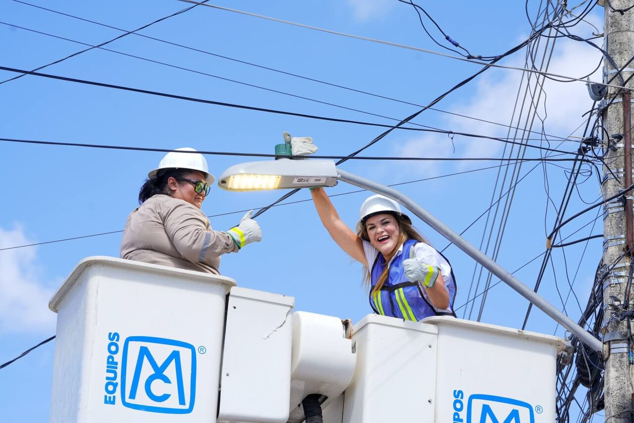 Colonia Pacabtún suma nuevas lámparas dentro del programa de modernización