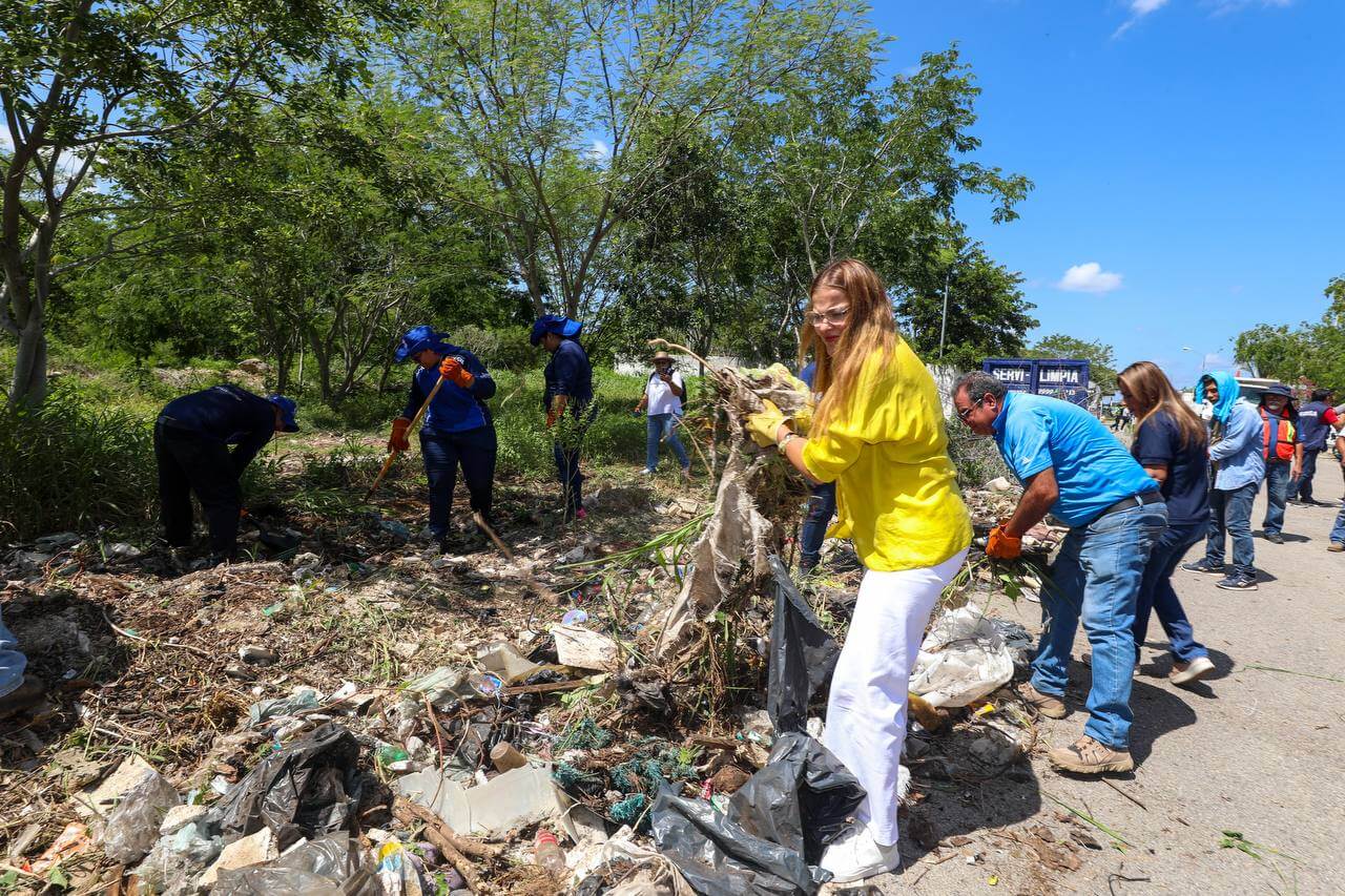 Fraccionamiento Caucel II recibe operativo de limpieza Mérida Limpia