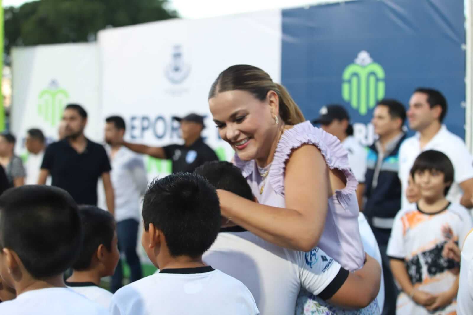 Instalaciones deportivas en Yucalpetén fortalecen programa Diseña tu Ciudad