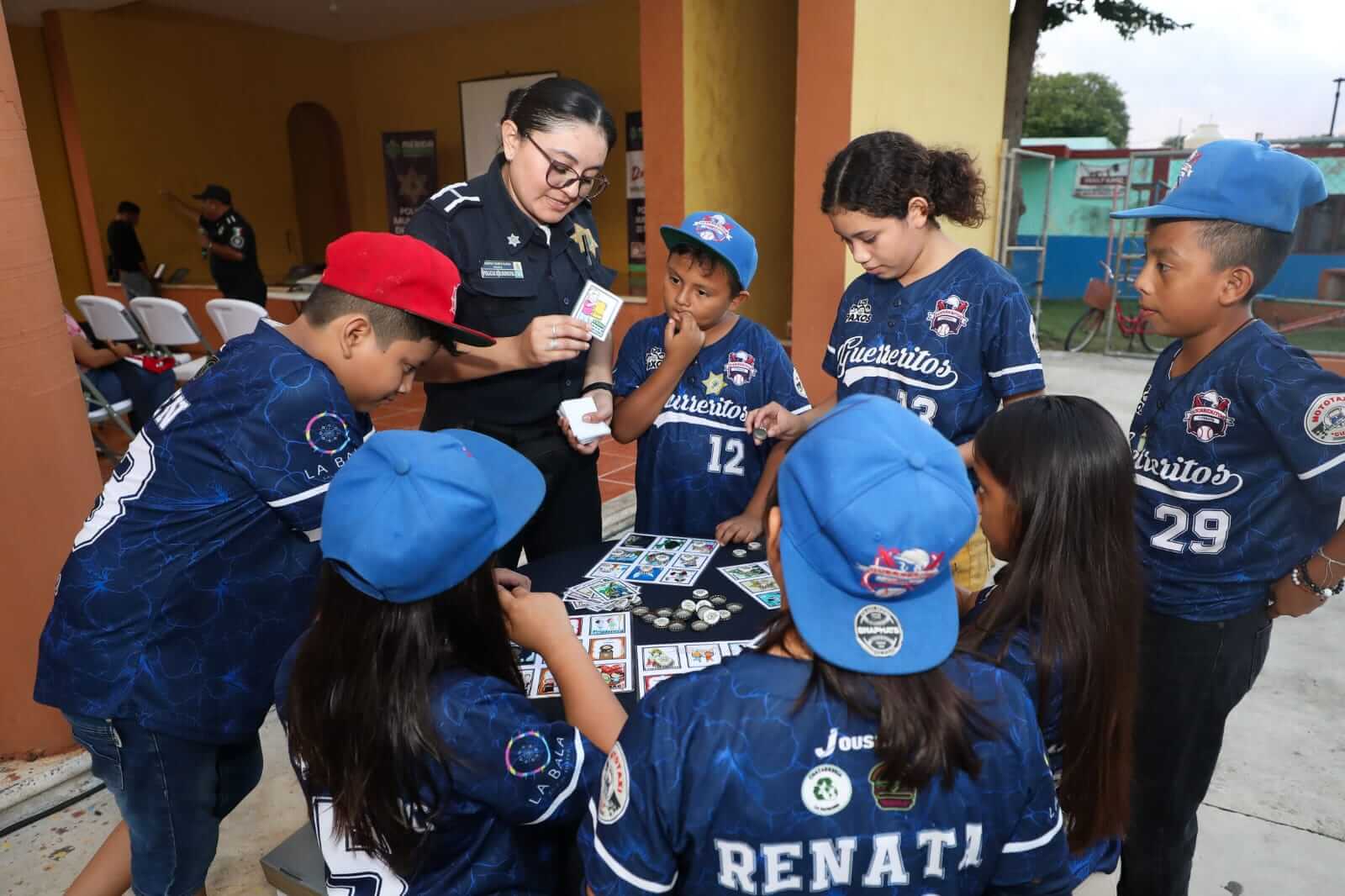 San Matías Cosgaya recibe programa D.A.R.E. para prevenir adicciones