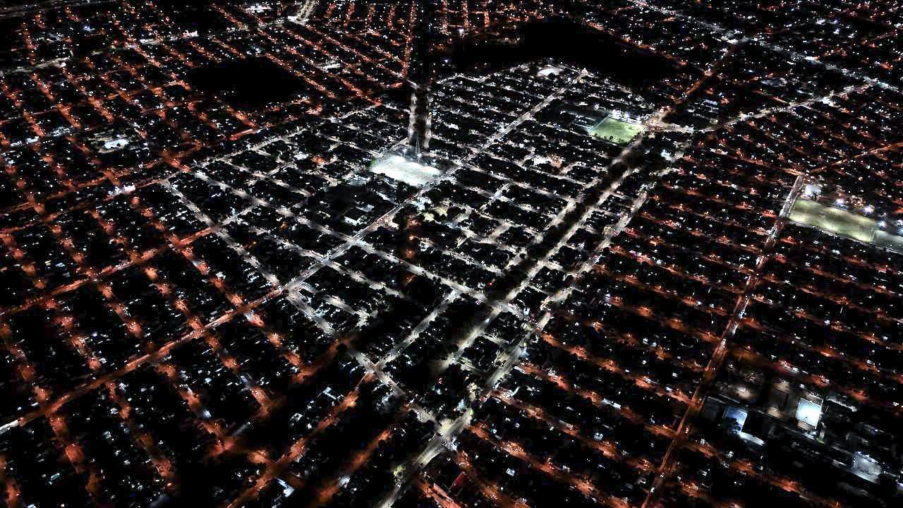 Estrategia Mérida Iluminada alcanza 186 colonias y 31 comisarías con LED