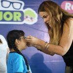 Entrega Ayuntamiento de Mérida lentes gratuitos a estudiantes de primaria