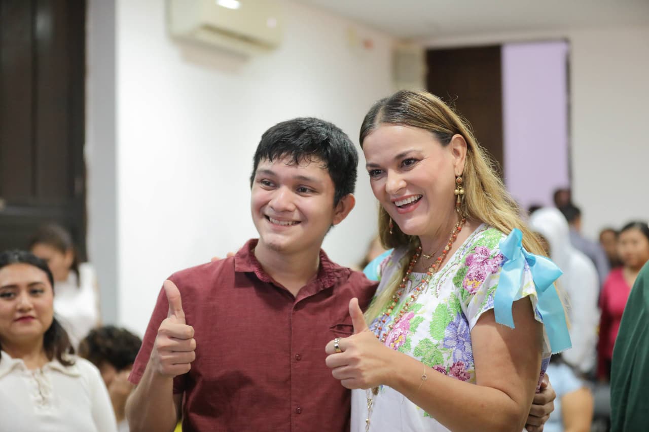 Universidad del Sur recibe programas municipales de salud y emprendimiento juvenil