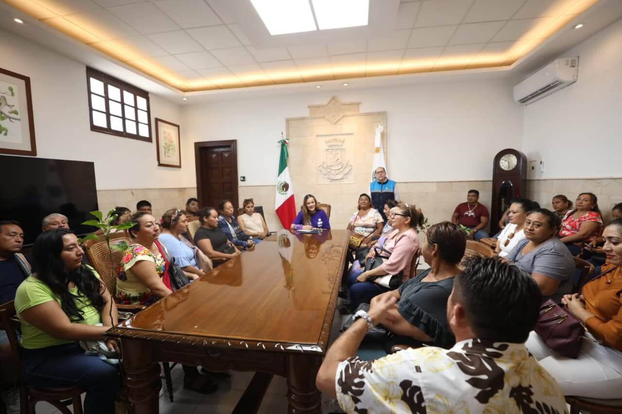 Tianguistas de Mérida exponen su panorama para 2025