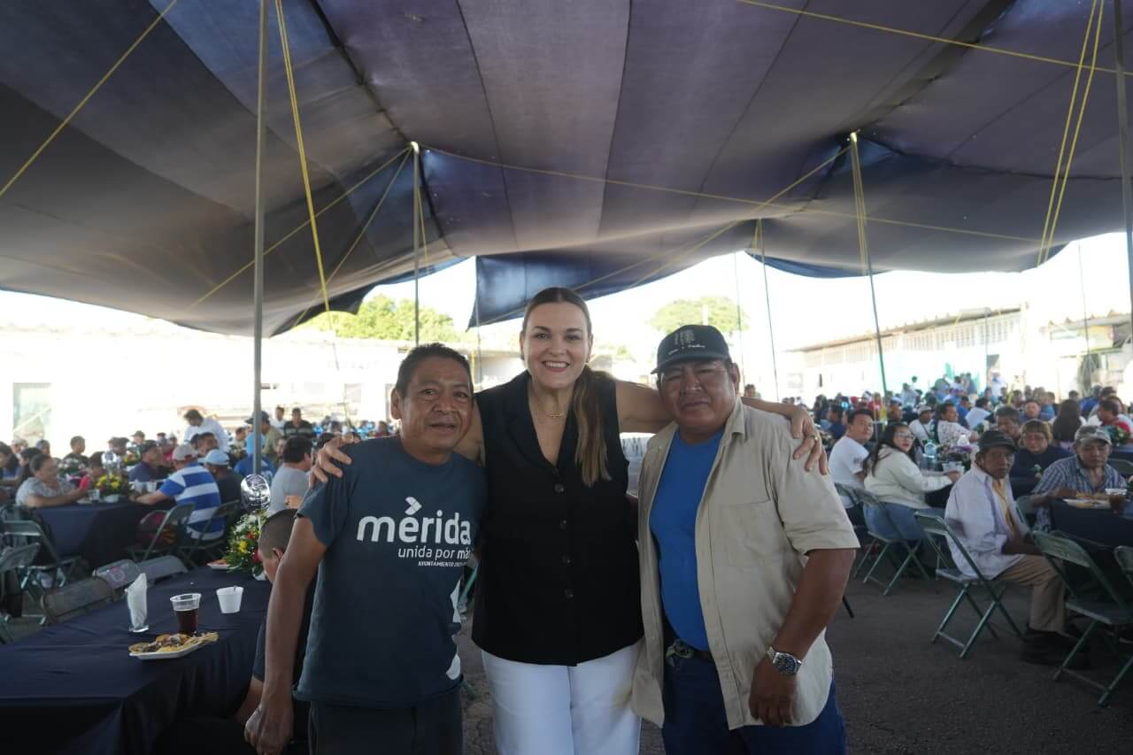 Trabajadores municipales de Mérida cierran año con encuentros laborales