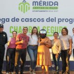 Programa Chambea Seguro Mérida suma más de 1,400 cascos entregados