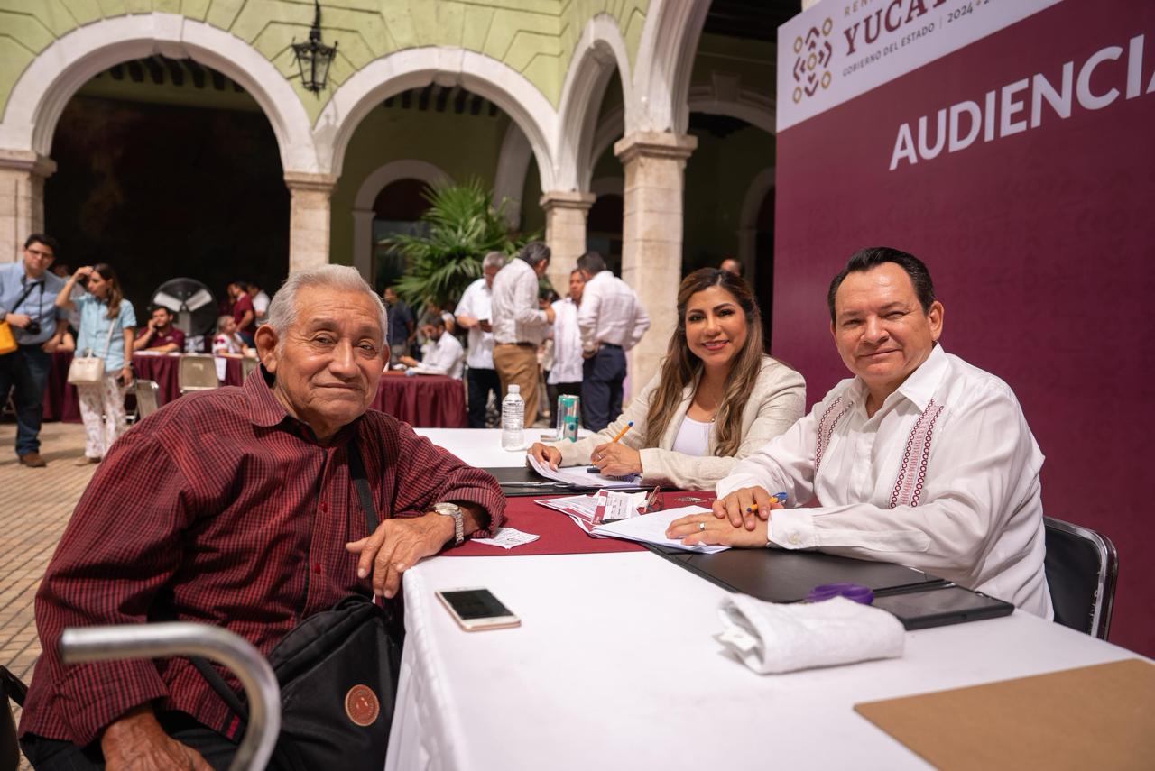 Gobierno cercano en Yucatán atiende demandas en Audiencias con el Pueblo