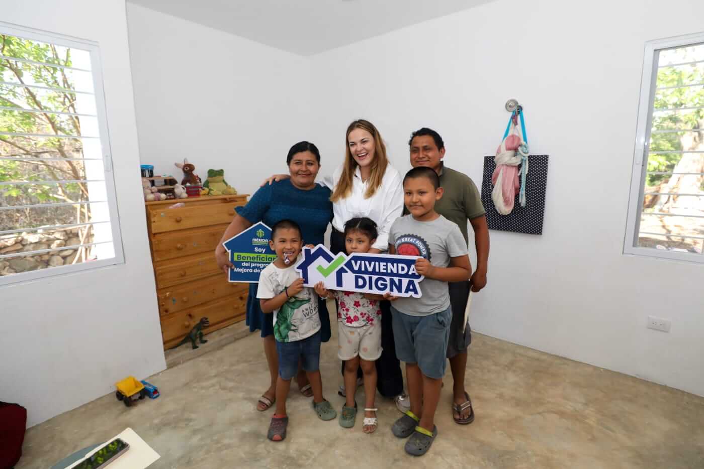 Programa Mejora de vivienda entrega apoyos en comisarías de Mérida