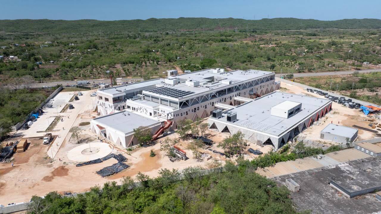 Obras en Ticul avanzan con mercado y hospital del IMSS