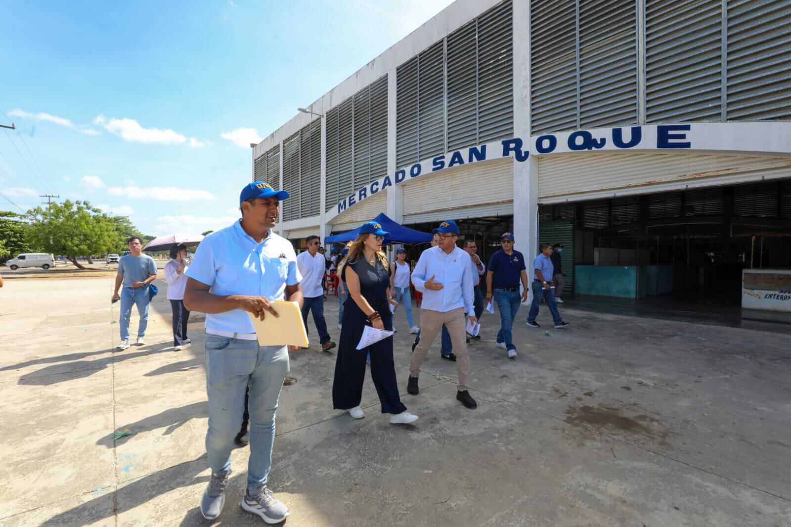Mercado de San Roque analizan reordenamiento urbano con estudiantes de la UADY