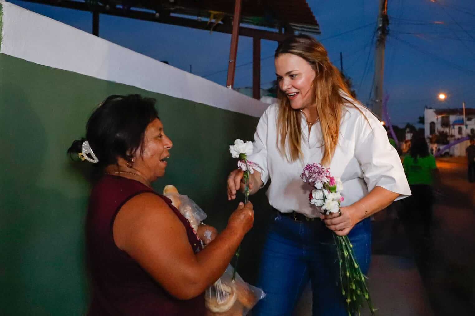 Colonia Nueva Chichén Itzá concentra actividades por Día de las Madres