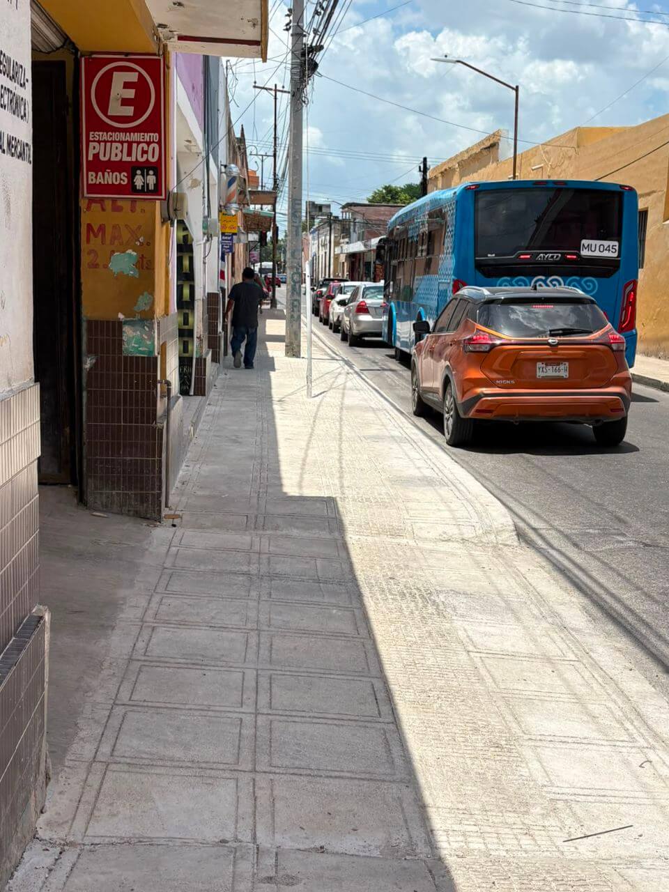 Mejora de banquetas en Mérida amplía espacios del Centro Histórico