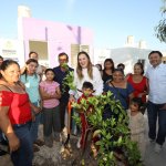 En Mérida cuentan con mi gobierno para enfrentar la adversidad: Cecilia Patrón entrega viviendas a familias afectadas por incendio.