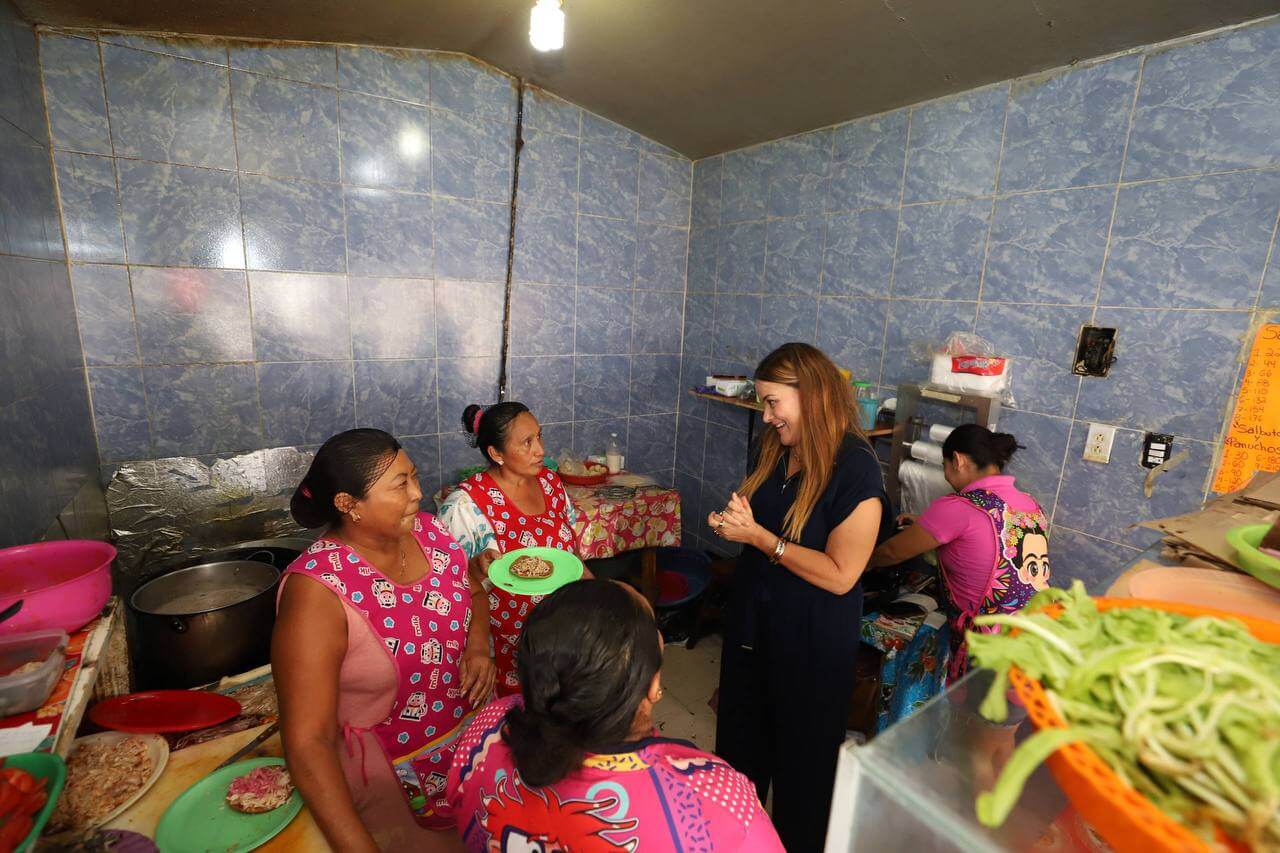 Reglamento de mercados en Mérida regula tianguis y comercio en espacios públicos