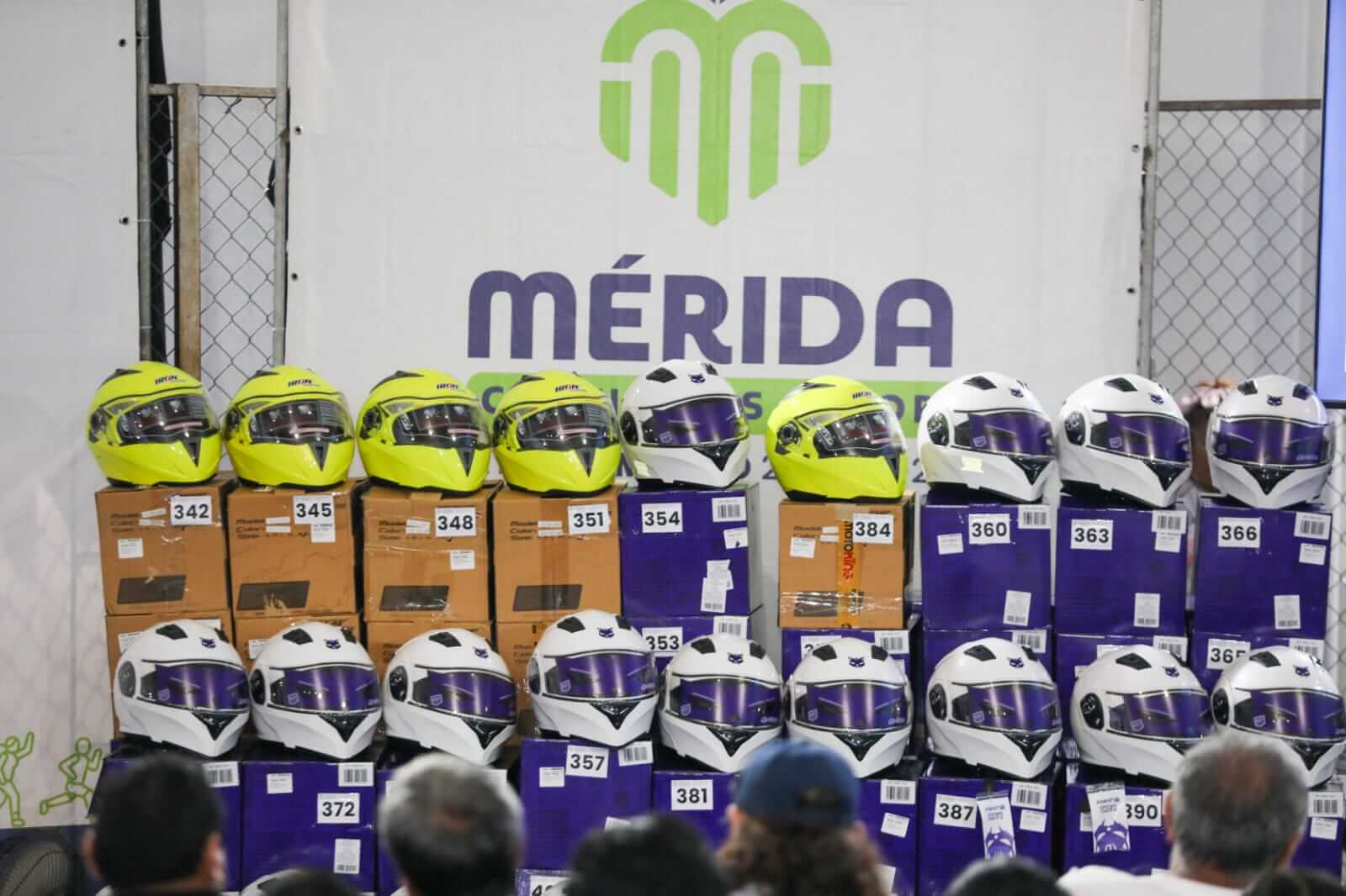 Chambea Seguro Mérida supera más de 2 mil cascos entregados