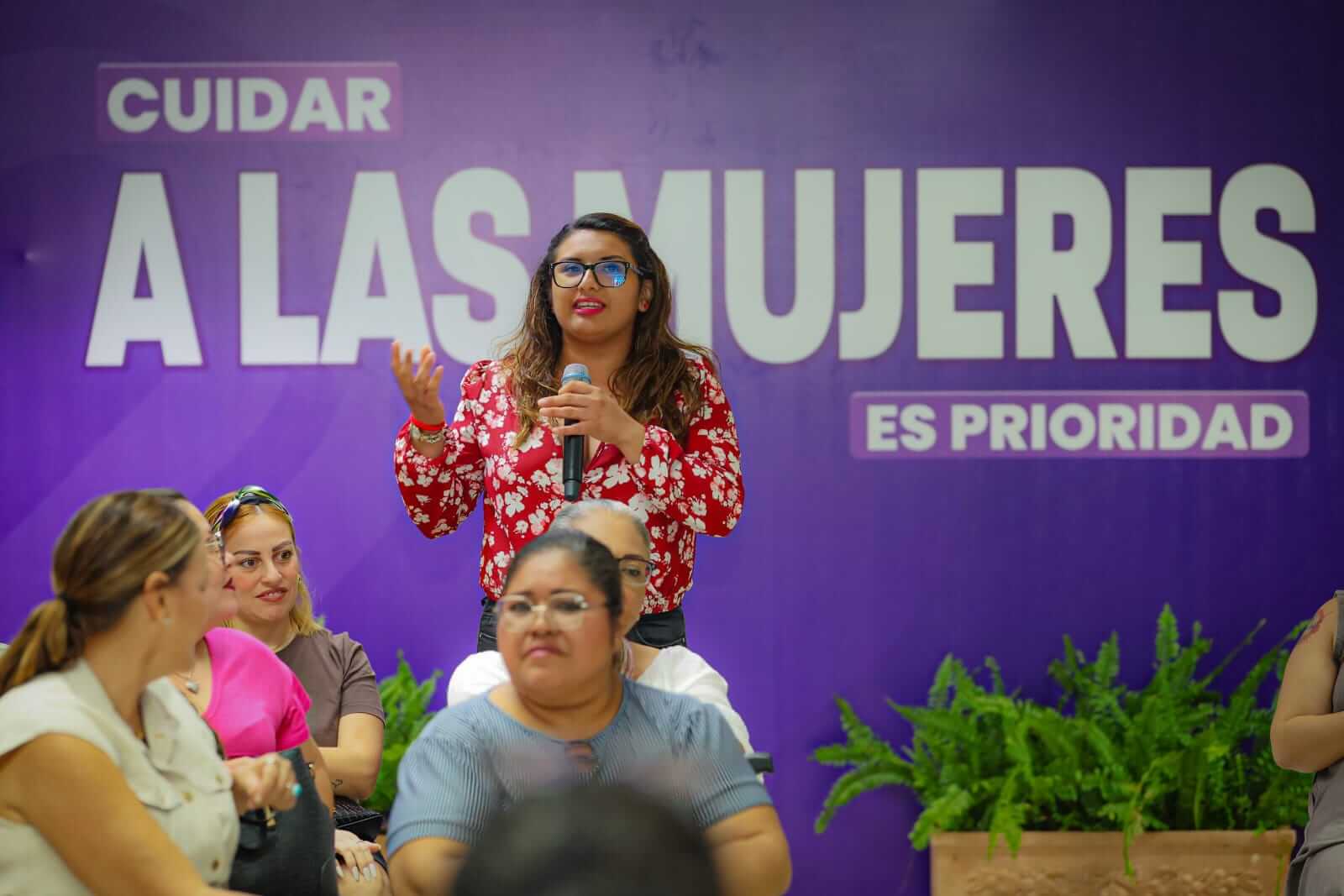 Universidad de las Mujeres Mérida suma 100 alumnas en primera generación