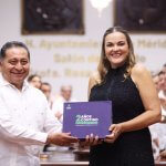 Presenta Cecilia Patrón ante el Cabildo de Mérida su segundo informe de gobierno.
