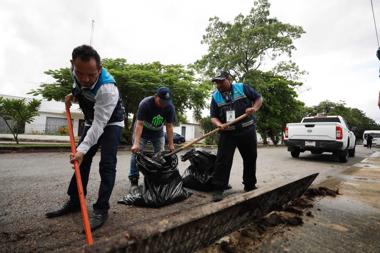 Operativo por lluvias en Mérida mantiene desplegadas cuadrillas municipales