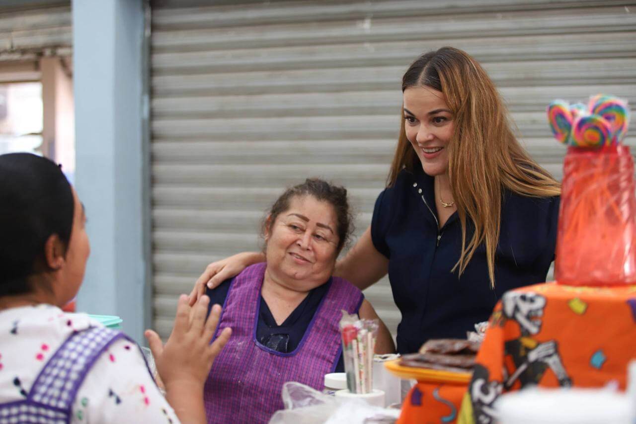Reordenamiento comercial en Mérida reorganiza 30 puestos del Centro Histórico