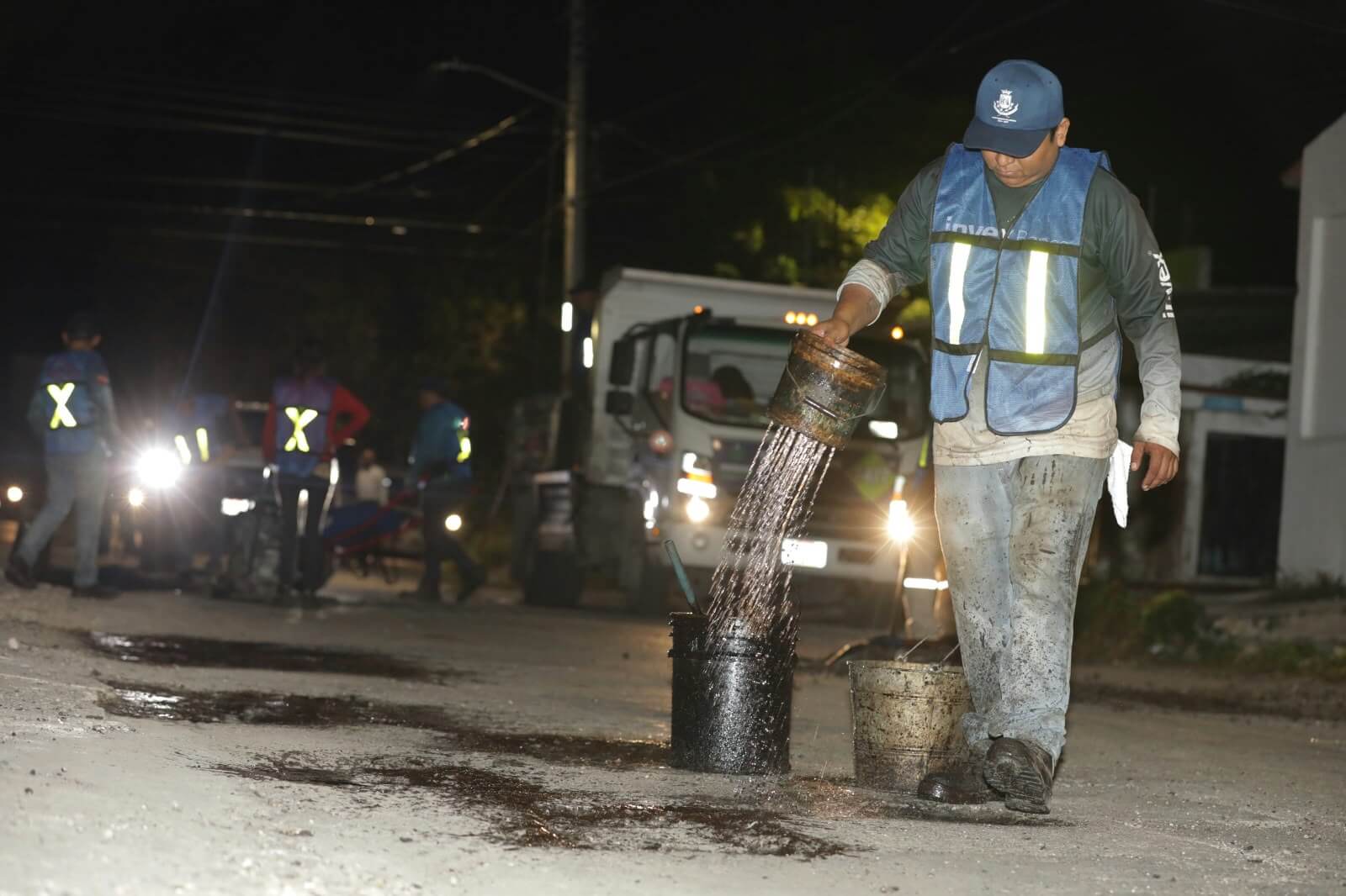 Reparación de calles en Mérida suma 564 mil 875 baches atendidos