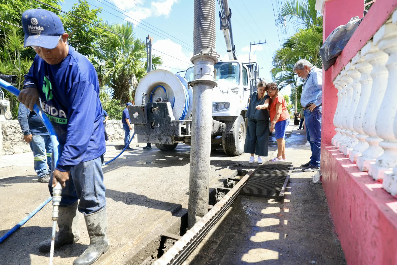 Obras de drenaje en Komchén incluyen desazolve de 21 estructuras pluviales